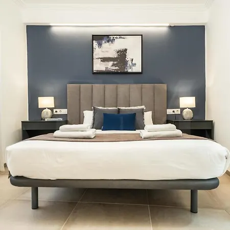 Serene & Spacious - Center By Rems Apartamento